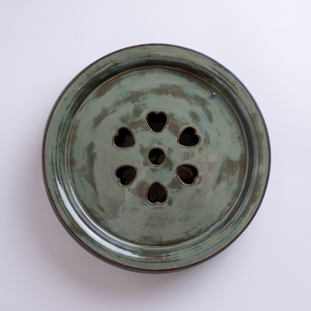 深鼠尾草綠花瓣茶盤