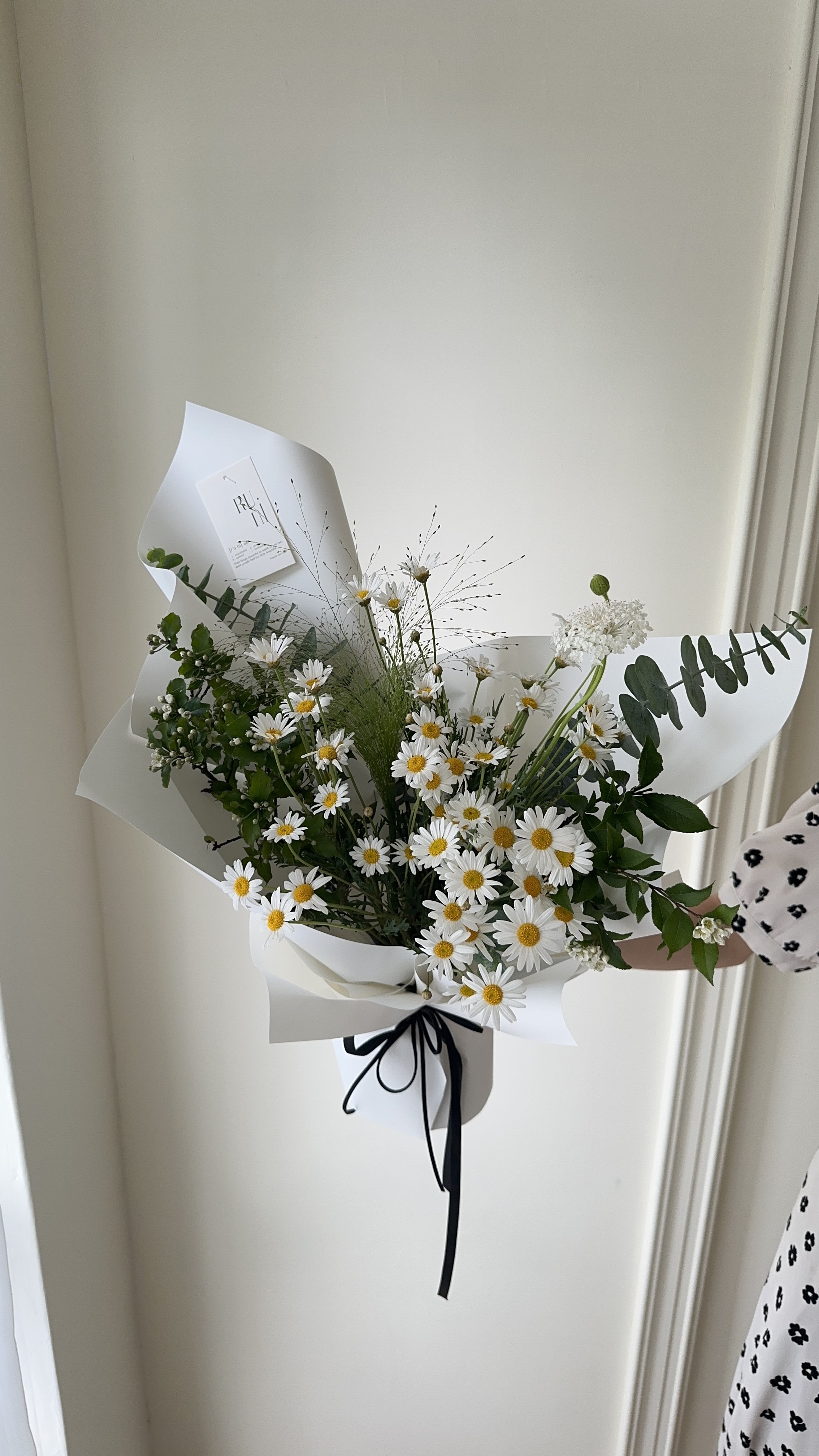 漫步林間-瑪格麗特自然風草系鮮花花束