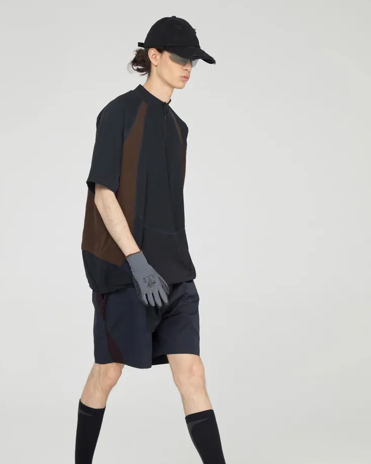 DECESOLO 速乾網眼輕薄透氣T-深藍/黑咖