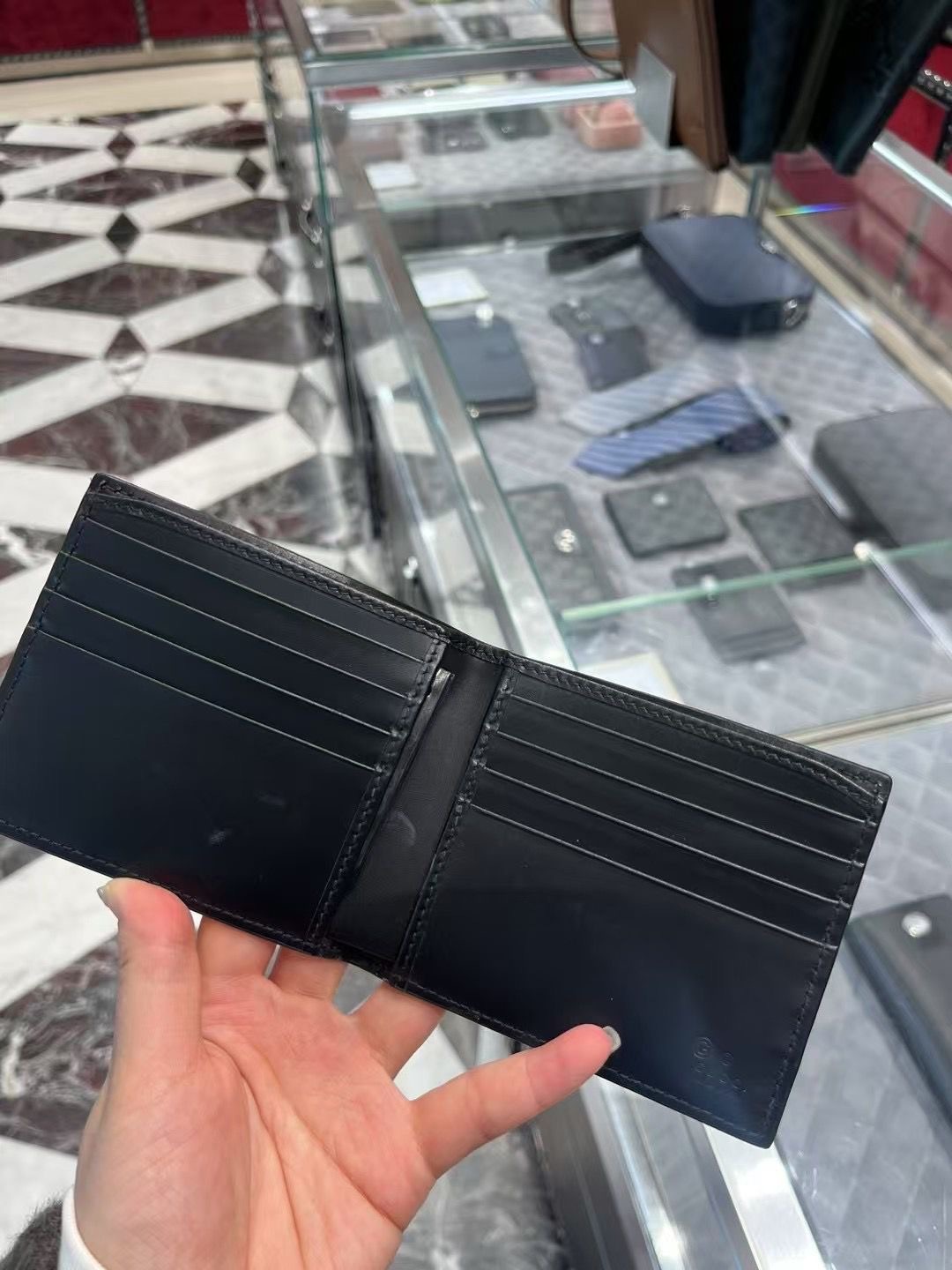 Outlet Gucci Mens Wallet