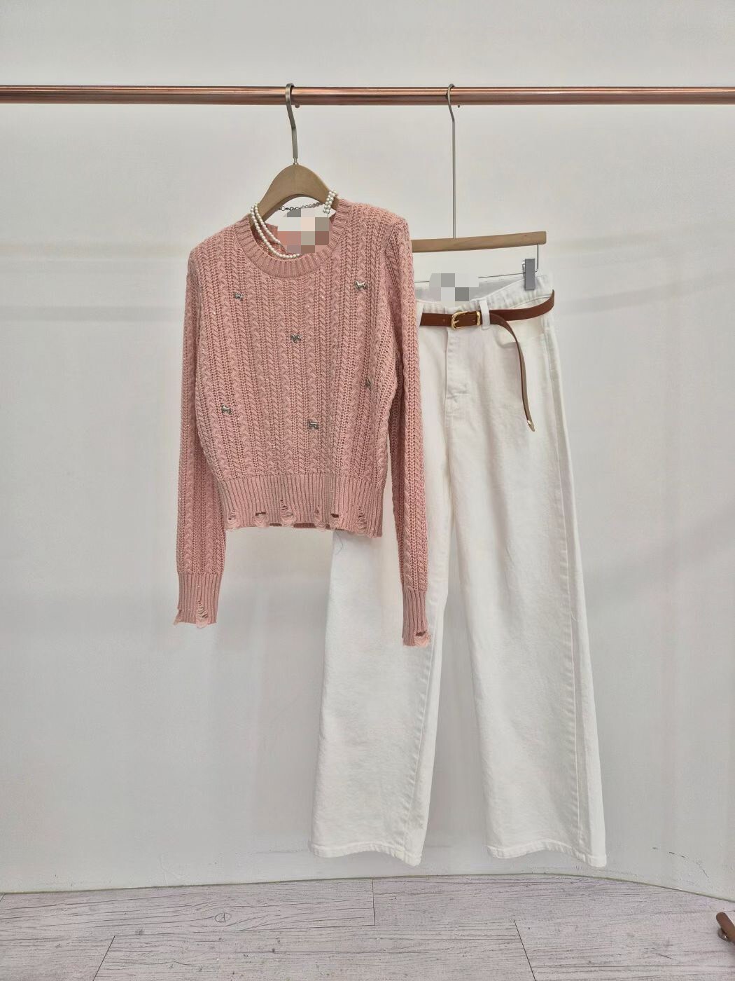 直筒牛仔長褲（不含腰帶）