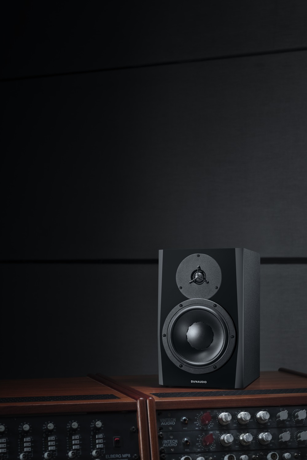 Dynaudio LYD 8 Black