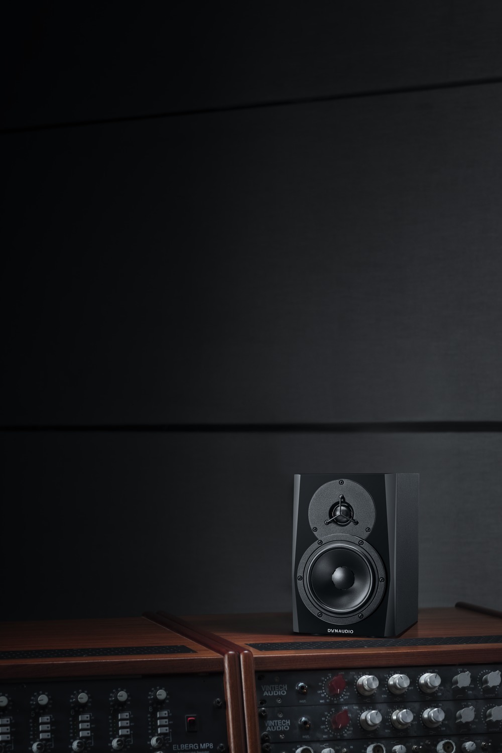 Dynaudio LYD 5 Black