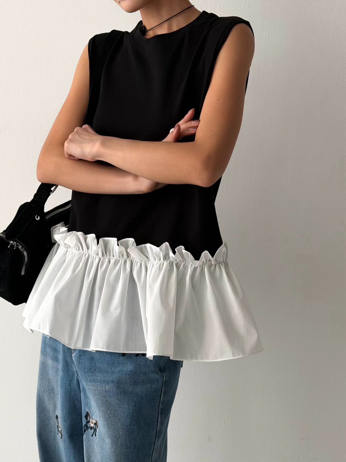 Marie-Marie 甜美拼接荷葉裙襬無袖上衣