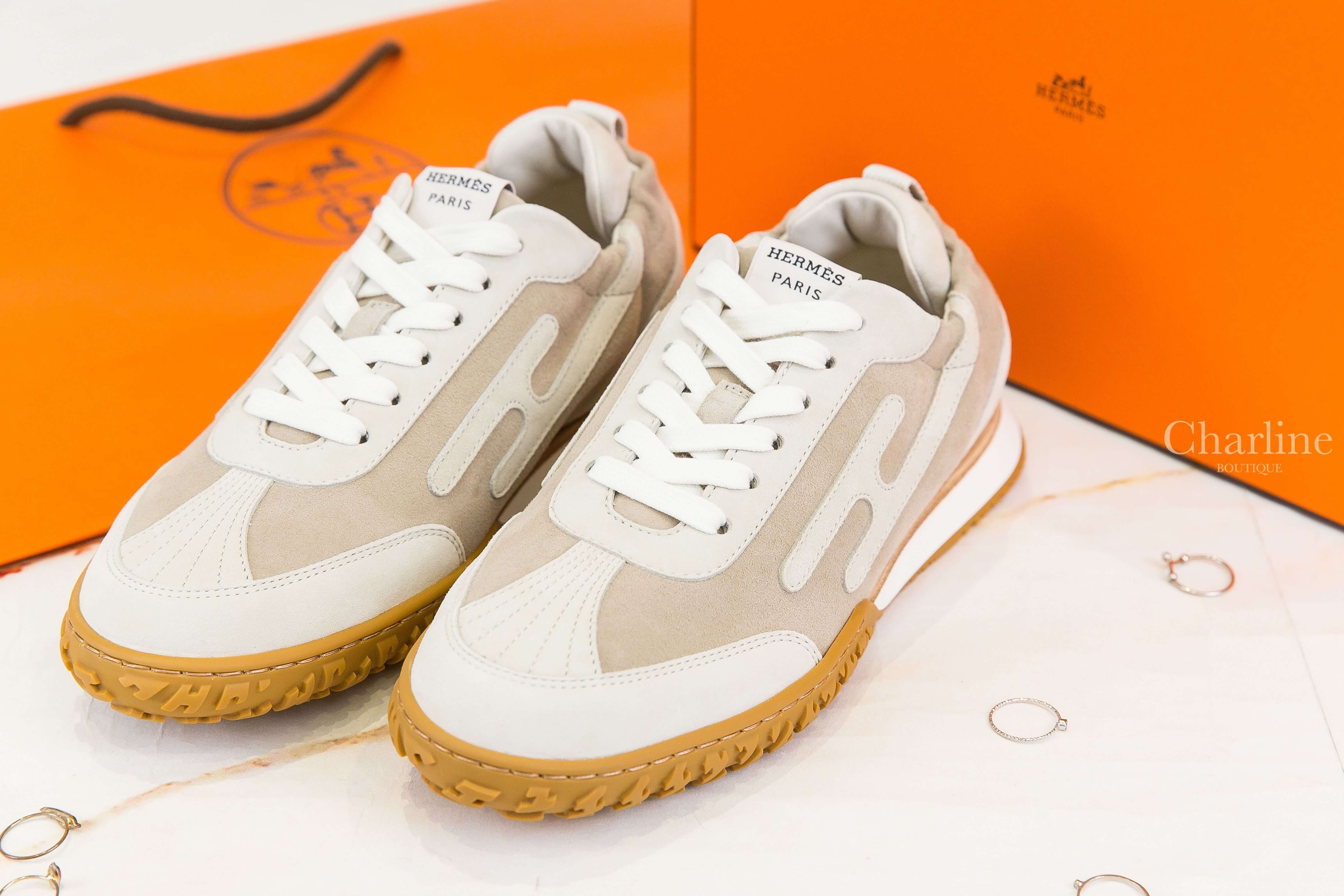 Hermès Jet Sneaker 草圖米拼黏土色山羊麂皮側邊H棕白拼色鞋底運動鞋-Charline Boutique 精品代購