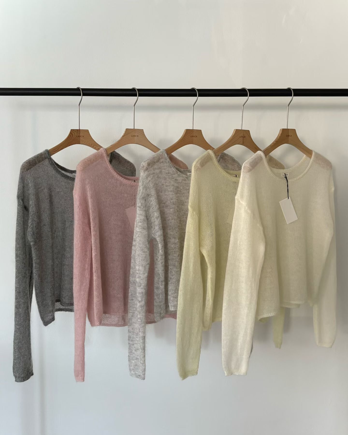 PE6011 透膚薄針織上衣