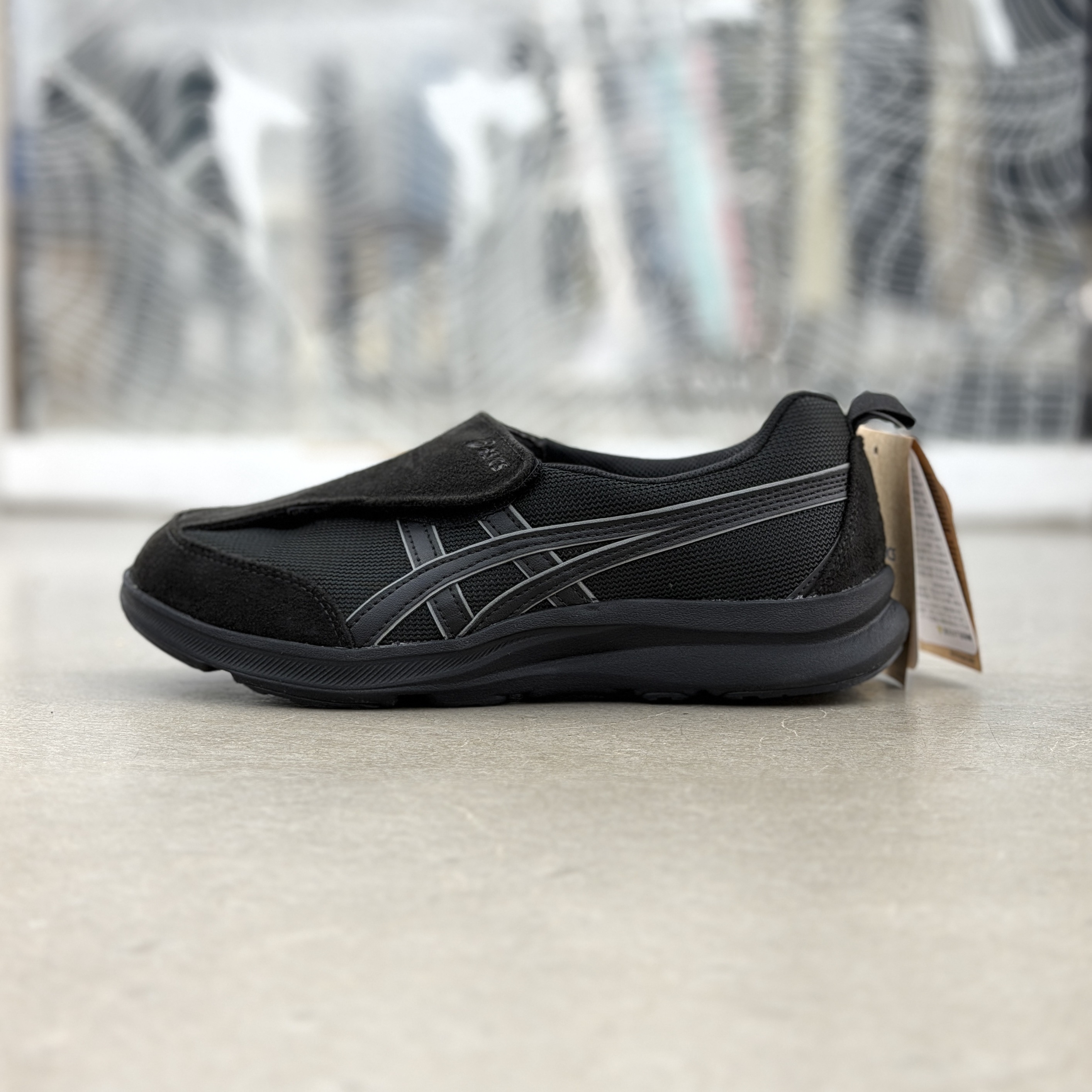 Asics Life Walker- Black l 41A010-001