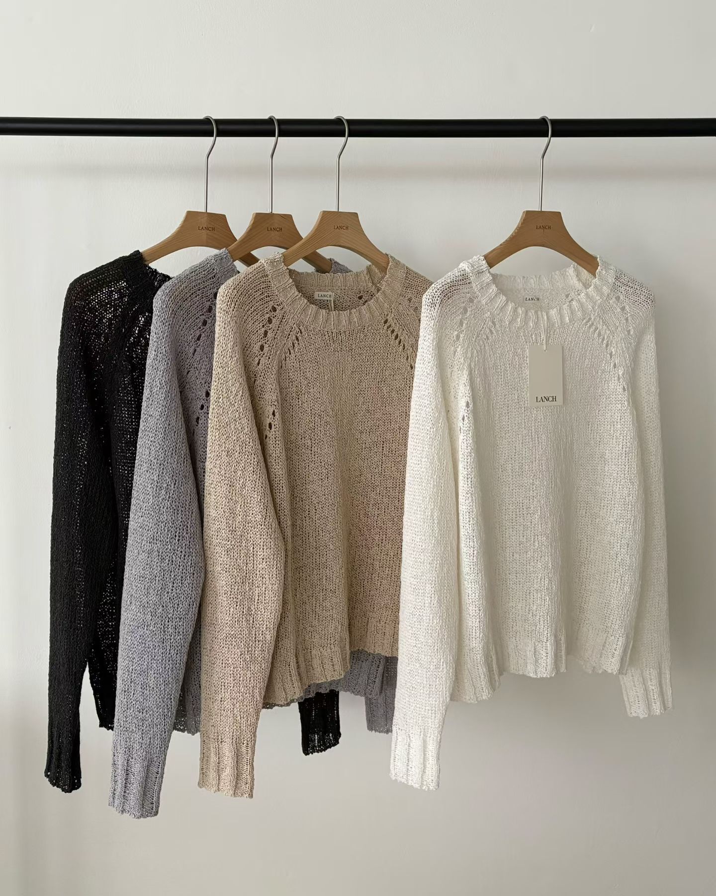 PE6018 洞洞薄針織上衣