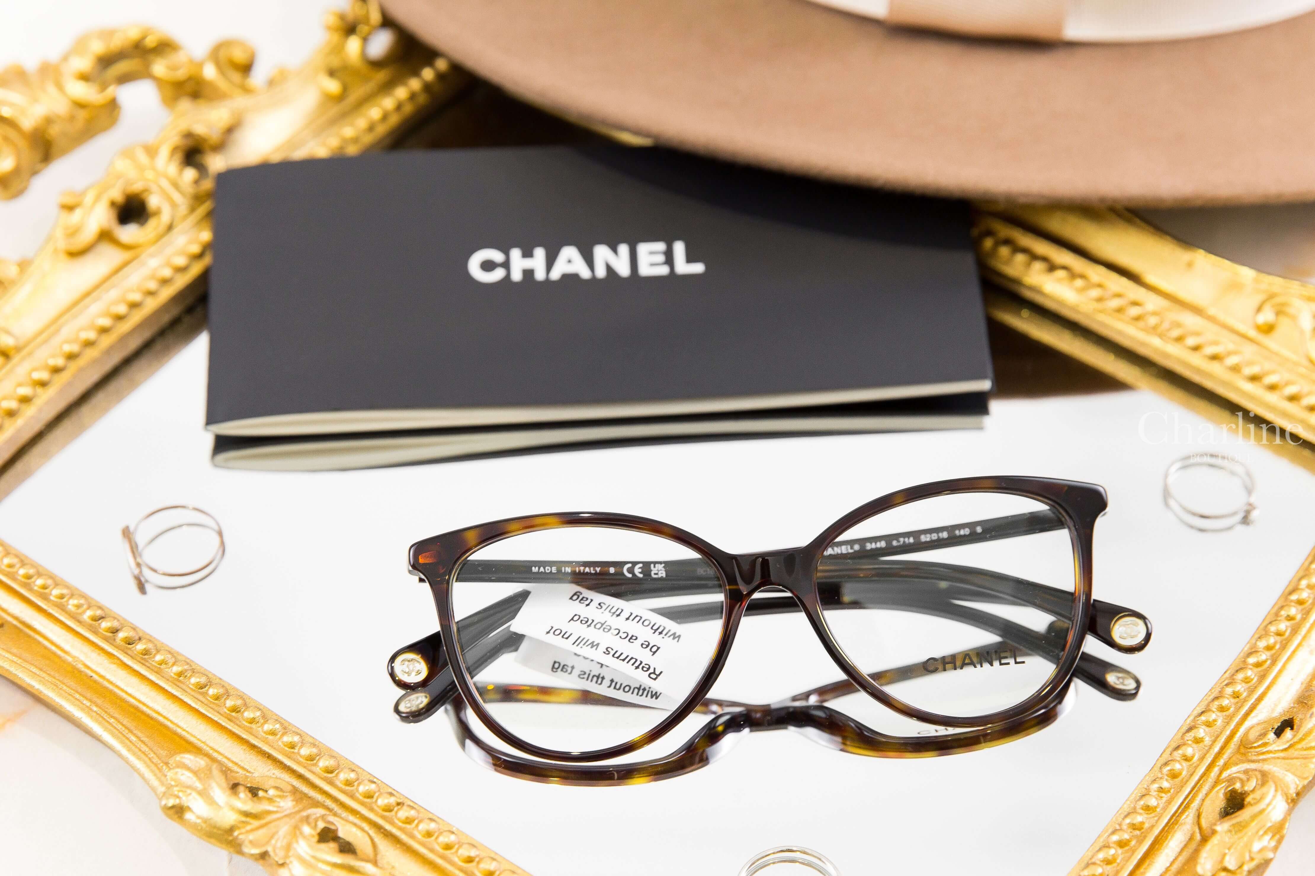 Chanel Butterfly Eyeglasses 深棕色玳瑁蝴蝶形側邊金色 Logo 鏡腳透明圓型CC平光眼鏡-Charline Boutique 精品代購