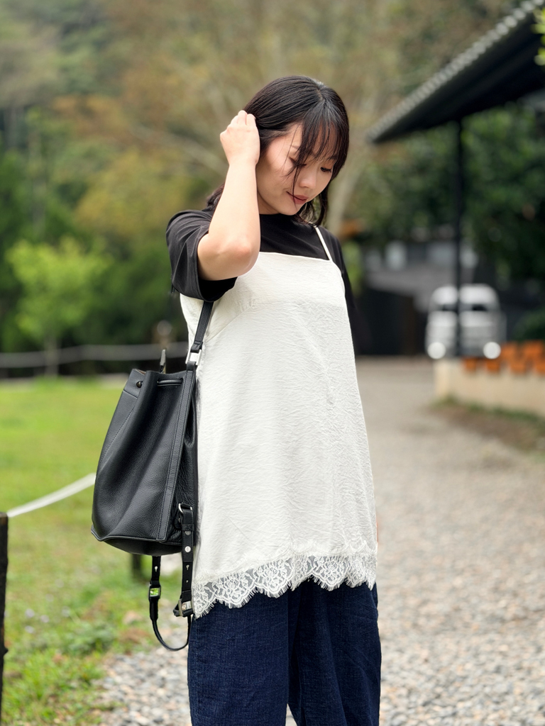 0304蕾絲細肩帶背心