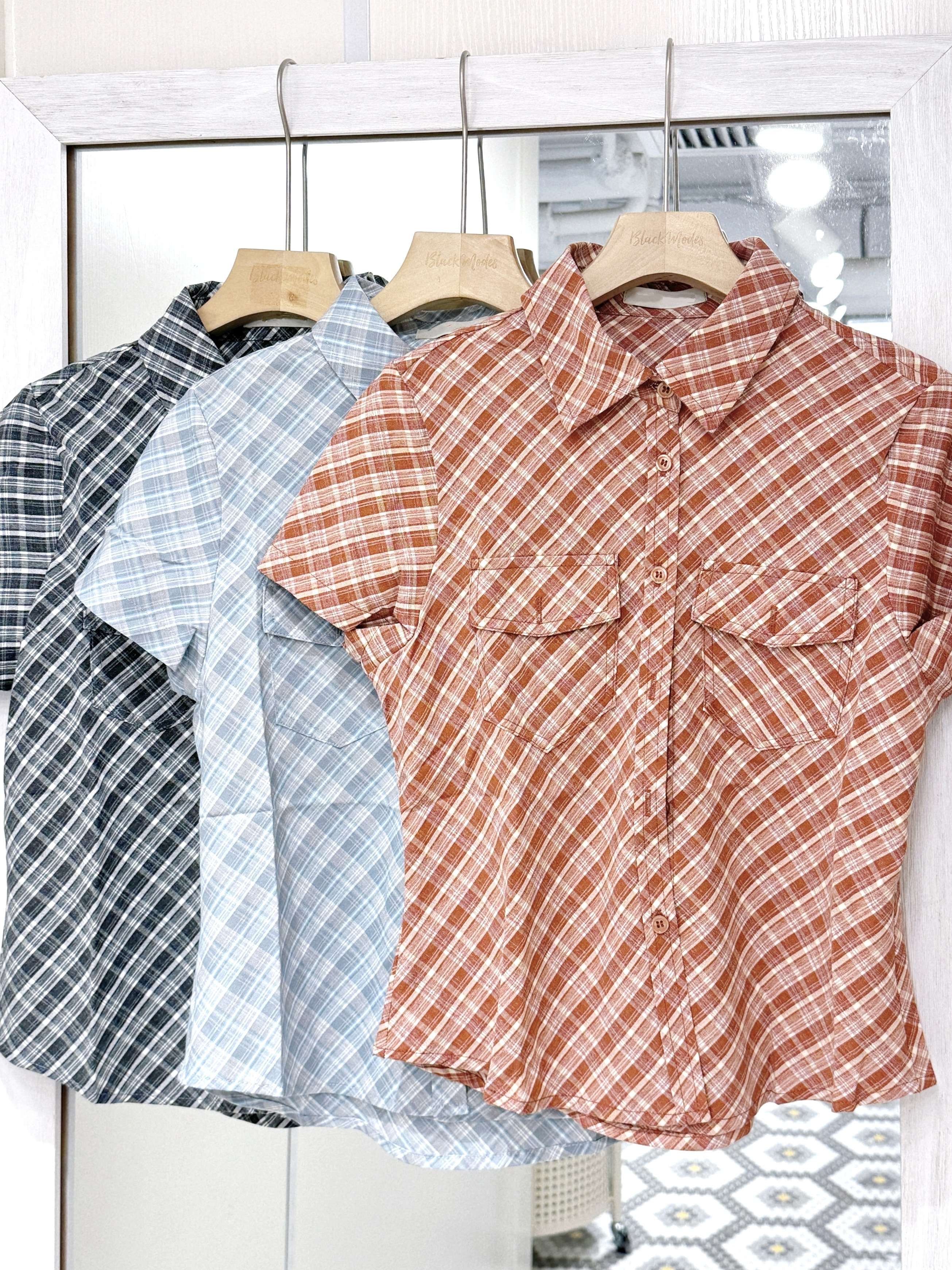 T1274｜3色入⋆.𐙚˚ 可愛格仔反領短版恤衫 ་⁺₊♡