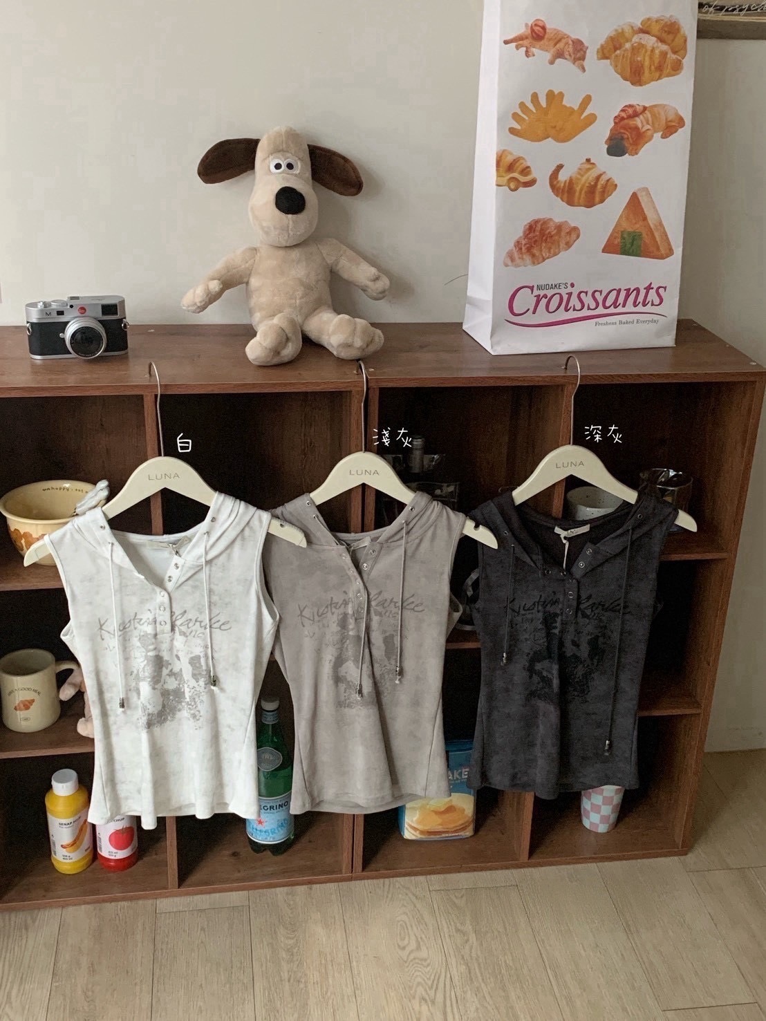 A09 預購字母印花暈染刷色上衣