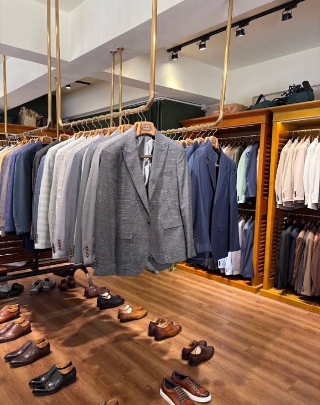 Vivian Hu 評論照片