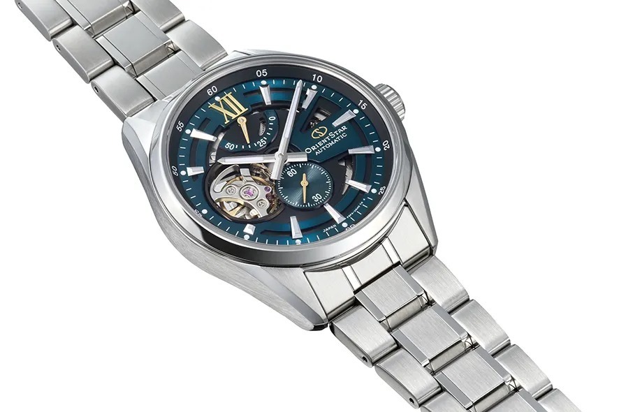 Orient 東方 Star Modern Skeleton mechanical Metal Watch 綠色錶盤腕錶 RK-AV0134E，藍色錶盤腕錶 RK-AV0137S，棕色錶盤腕錶 RK-AV0136N，白色錶盤腕錶 RK-AV0137S，棕色錶盤搭配皮錶帶腕錶 RK-AV0139Y 現代鏤空機械金屬腕錶