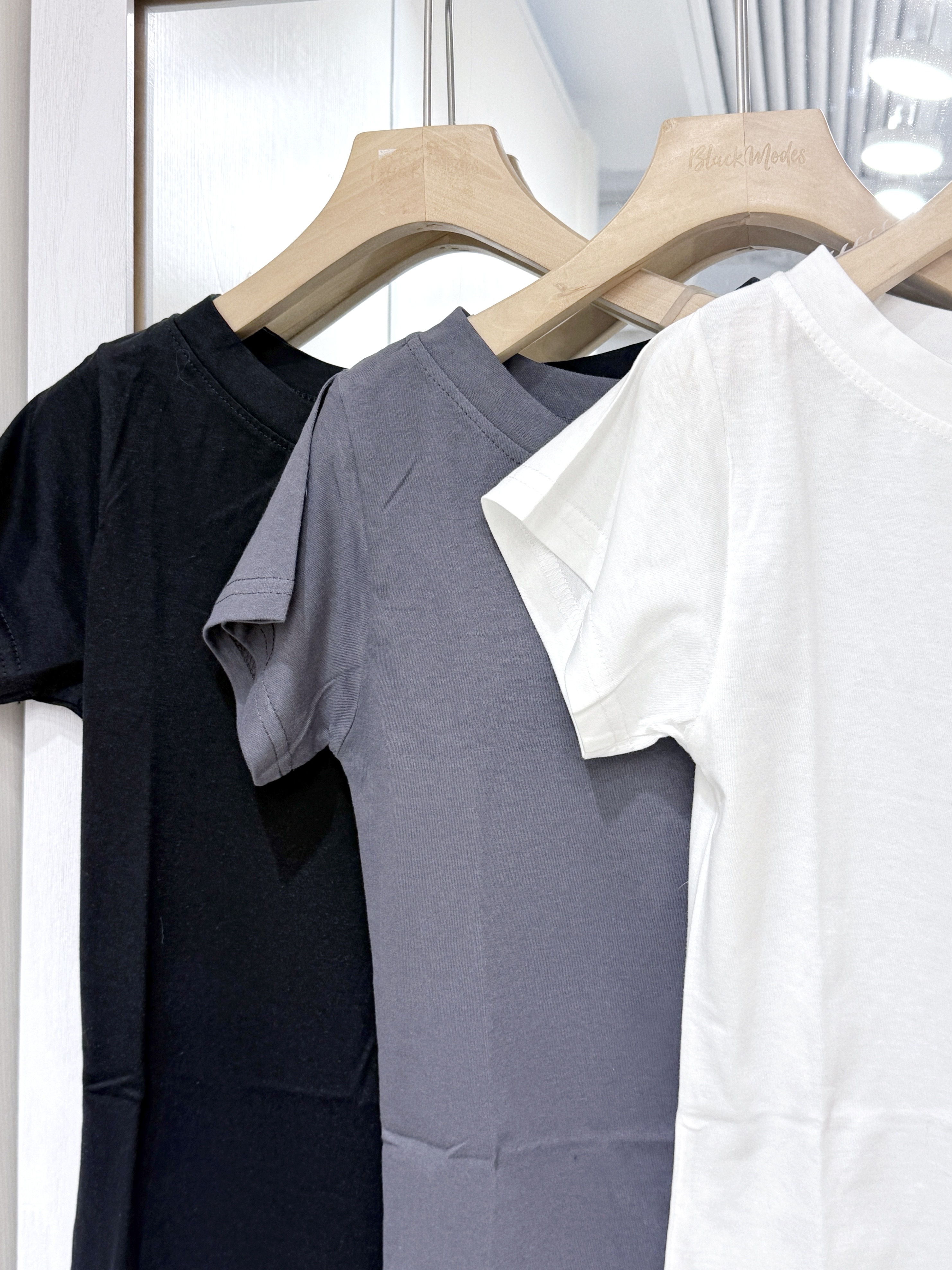 T1276｜3色入⟢ 純色休閒短版TEE(ᐢ._.ᐢ՞ ՞ ☕️