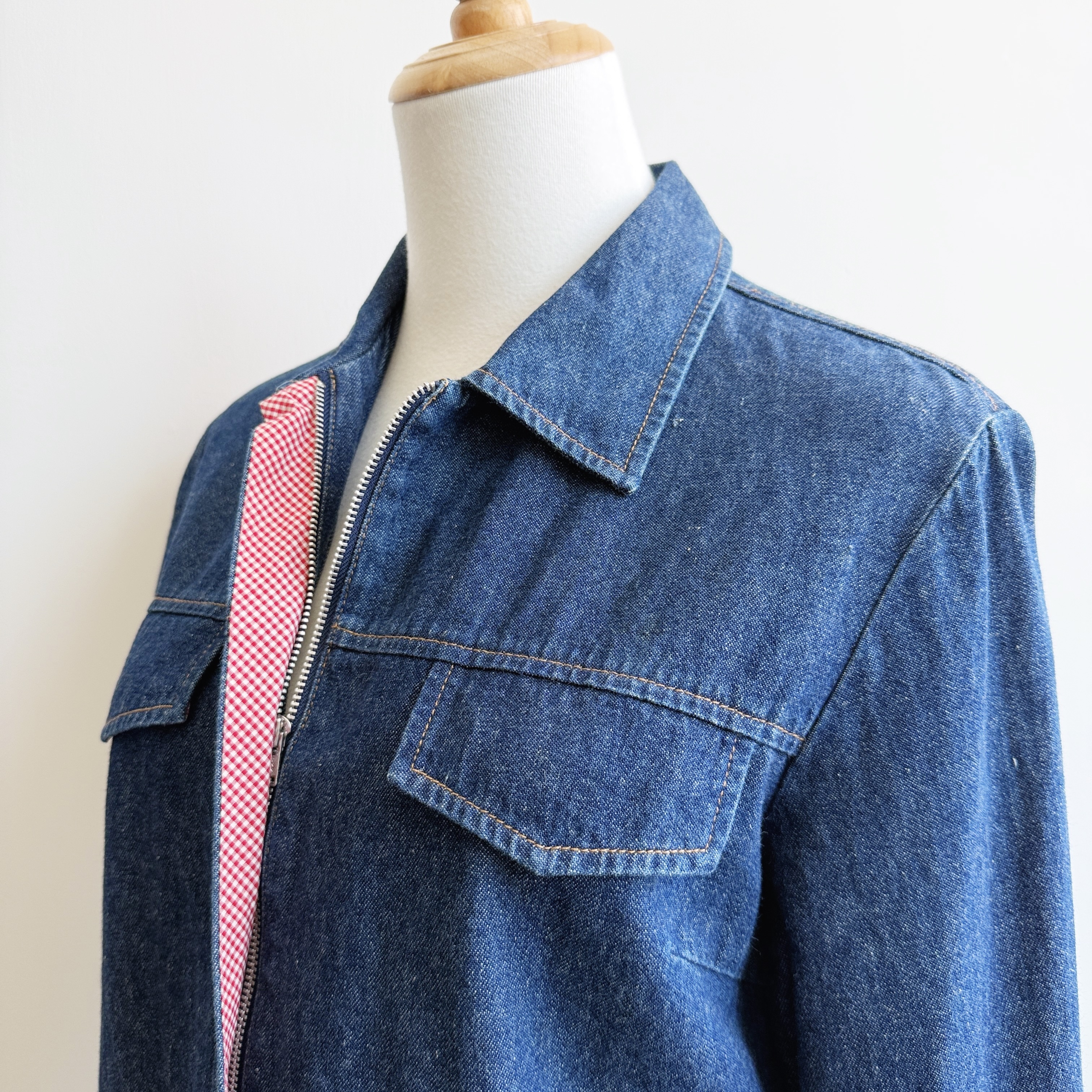 紅格袖趣牛仔上衣