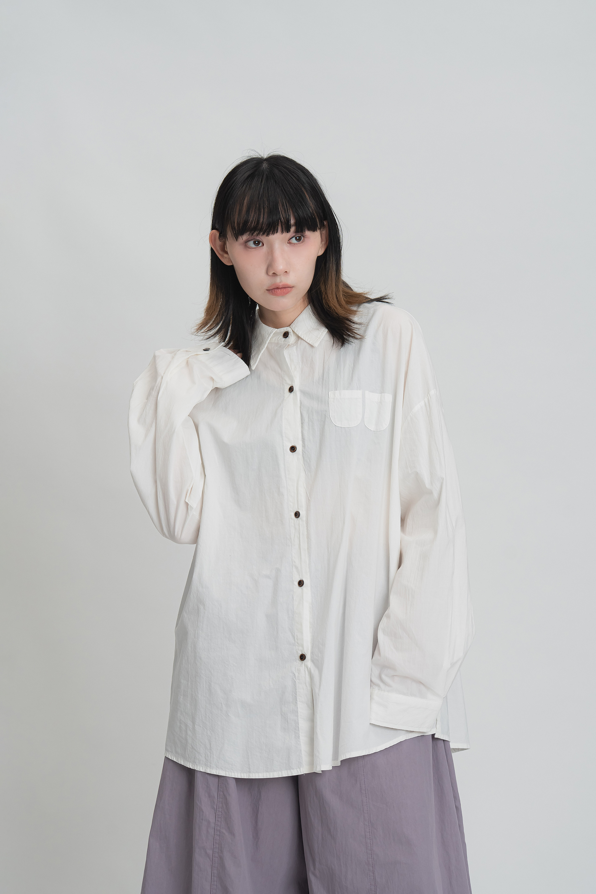 春季薄款素面襯衫 4色