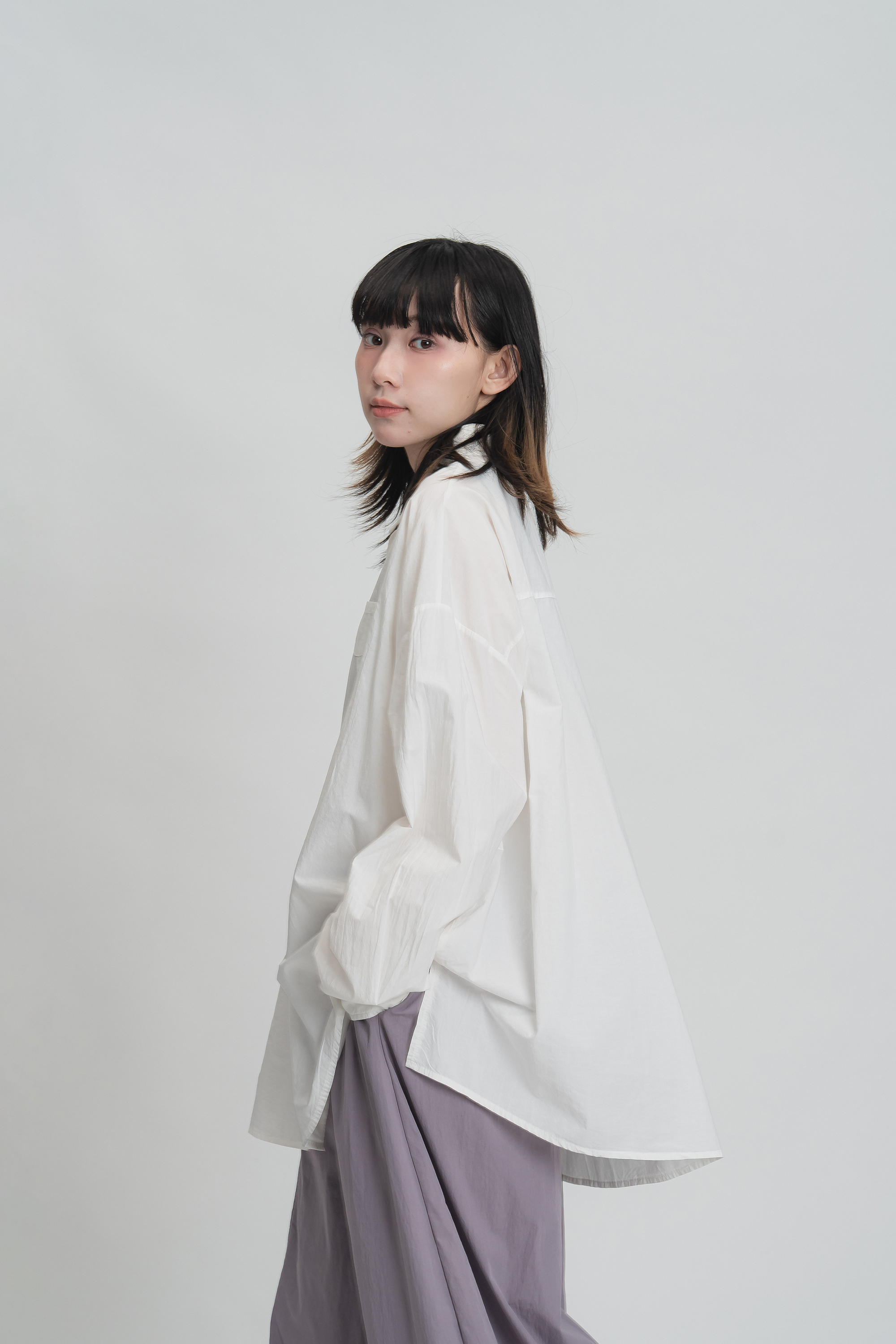 春季薄款素面襯衫 4色