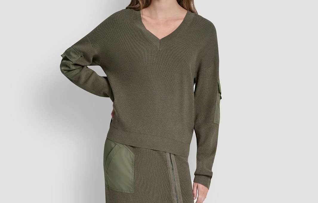 [S] DKNY CITY TAUPE CARGO POCKET SLEEVE SWEATER, P44SAU03-QJB (SD1799)