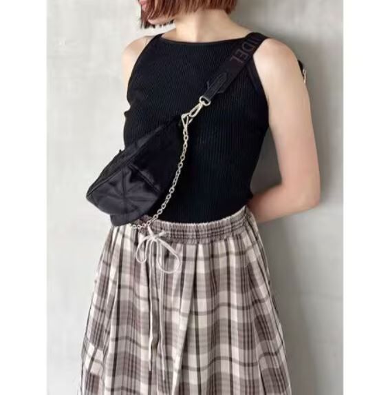 [現貨優惠] SNIDEL 針織細肩帶背心 附罩杯 黑