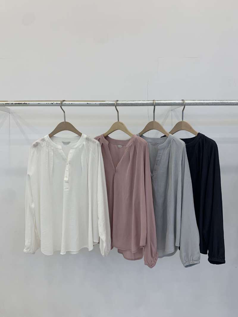 FP6018 V領人造絲寬松上衣