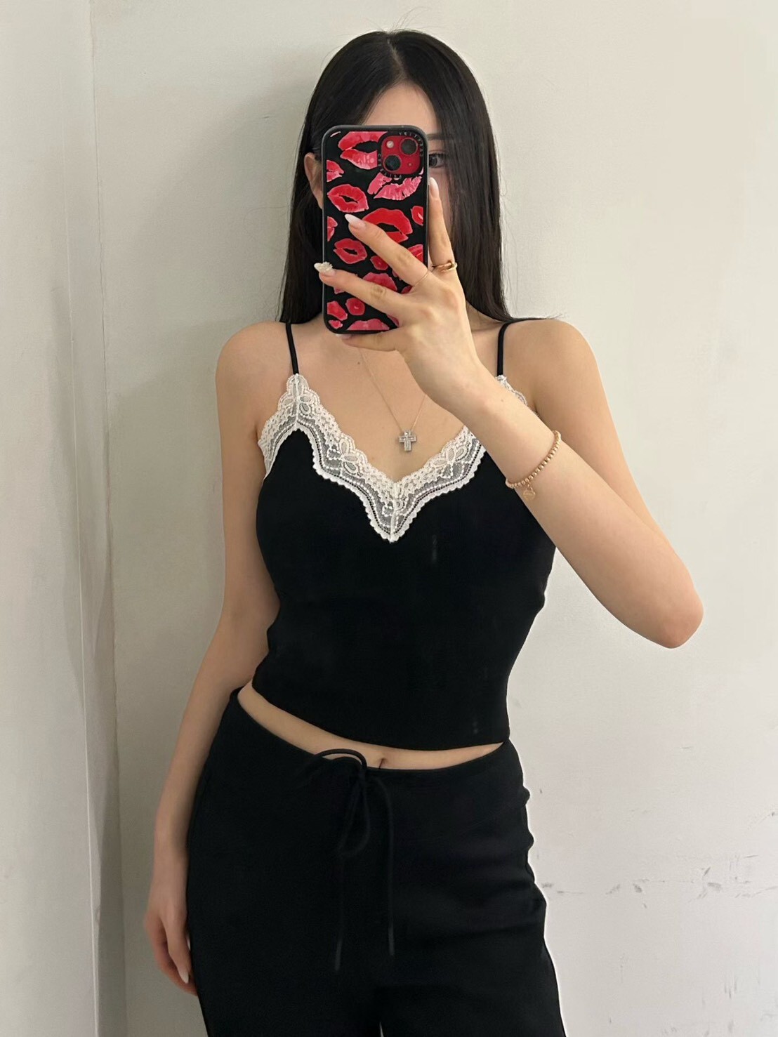 V領蕾絲吊帶BRA內搭背心