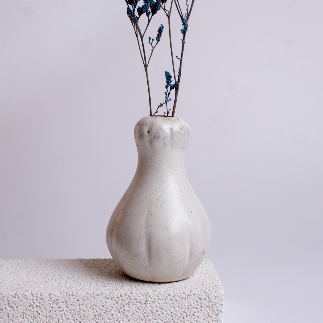 蒜頭瓶／小花瓶