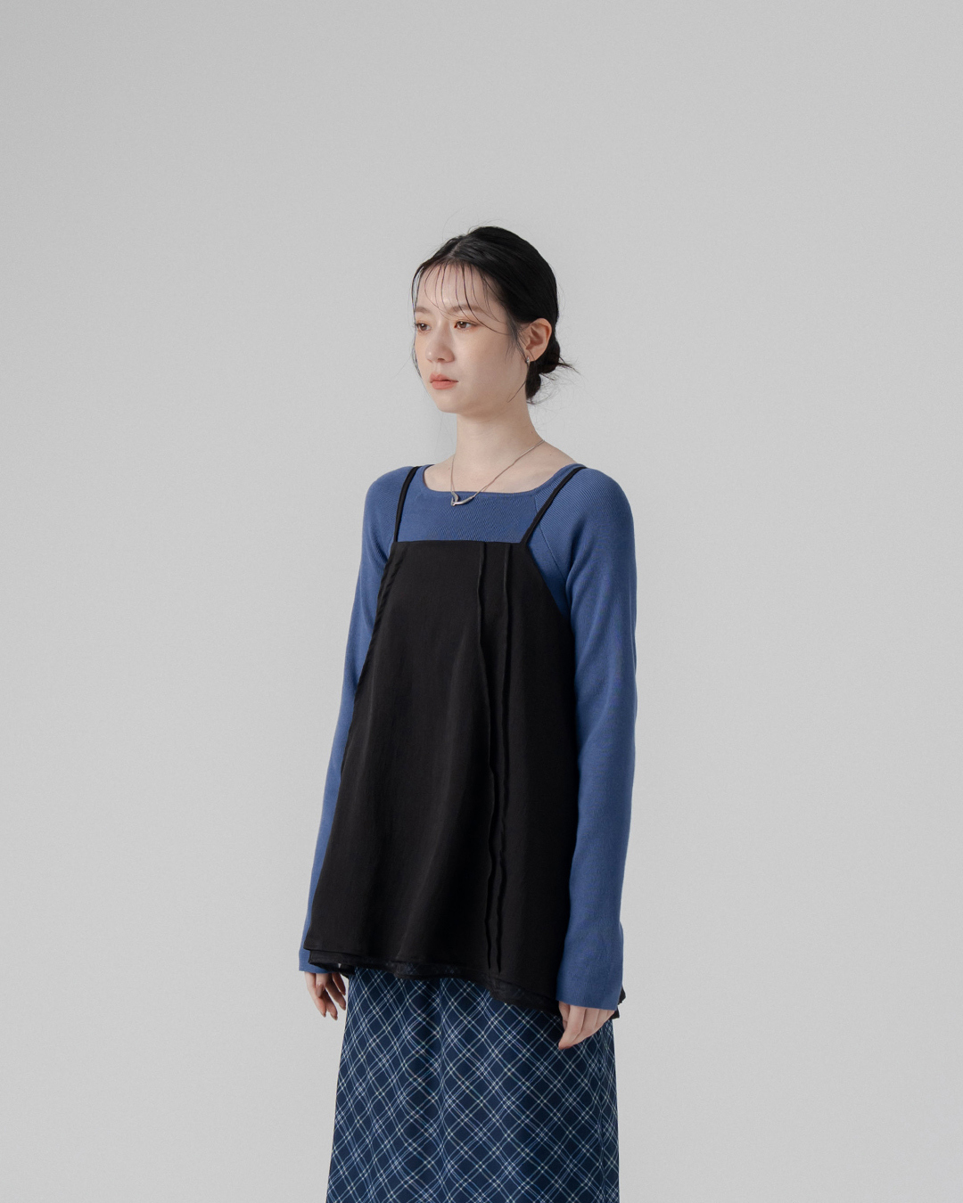 Sheer fabric with strappy textured spaghetti strap vest - Black【01099408】in stock+pre-order