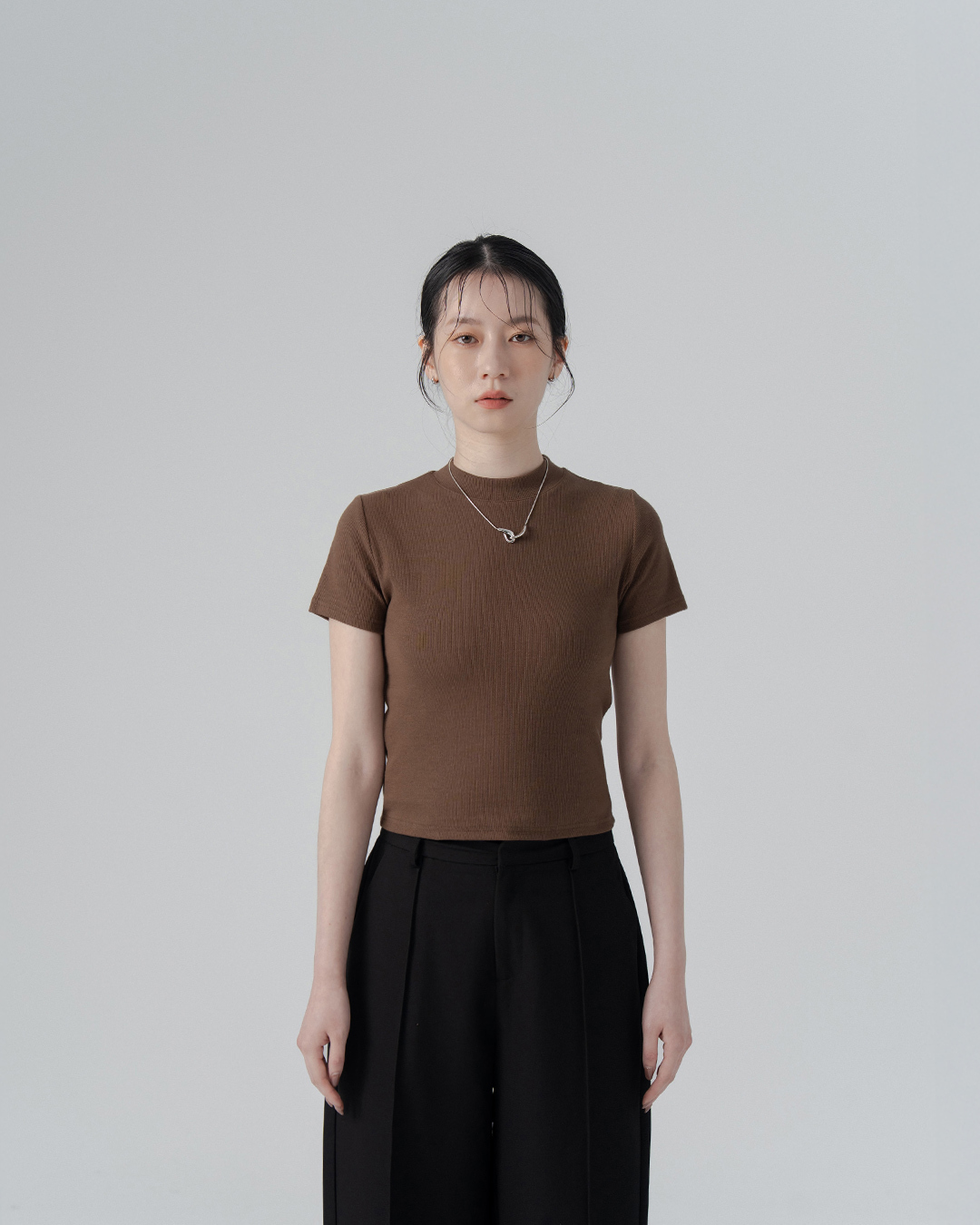 Short-sleeved top with stand-up collar and ribbed trim - Coffee【01099690】in stock+pre-order