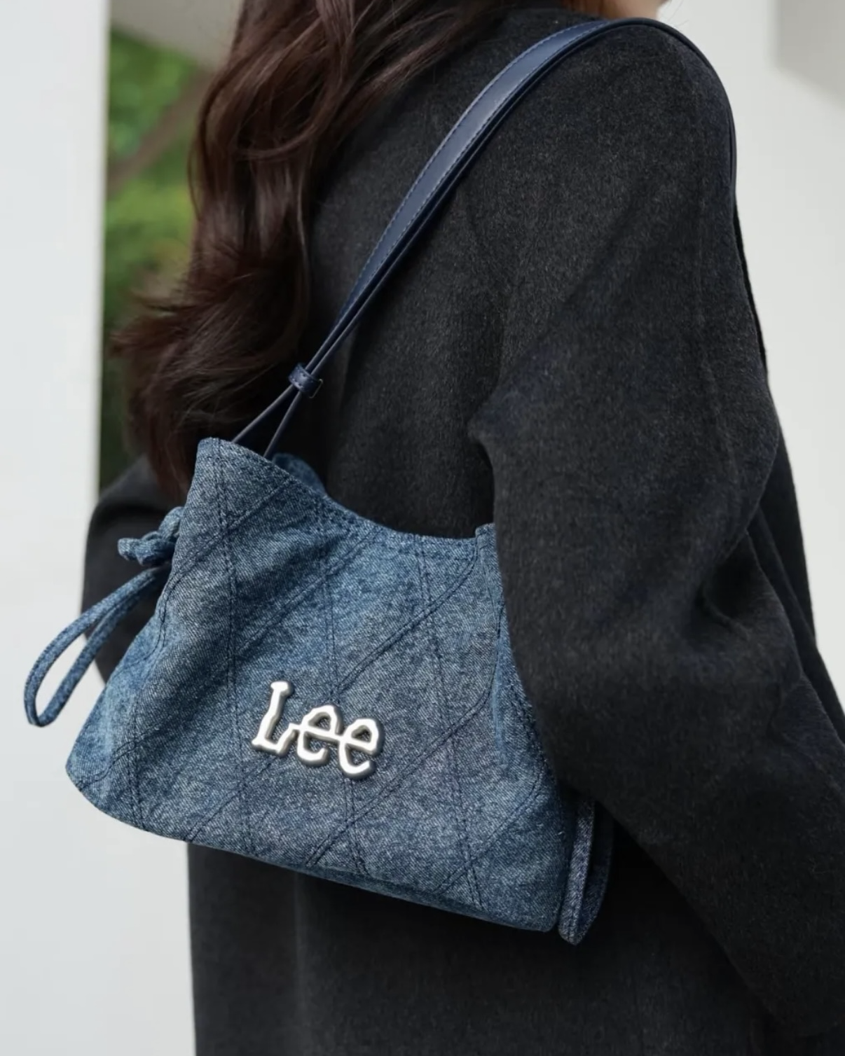 Lee 新中式 抽繩水桶包 福袋包 菱格紋 花繩 復古 金屬LOGO 肩背包 共3色