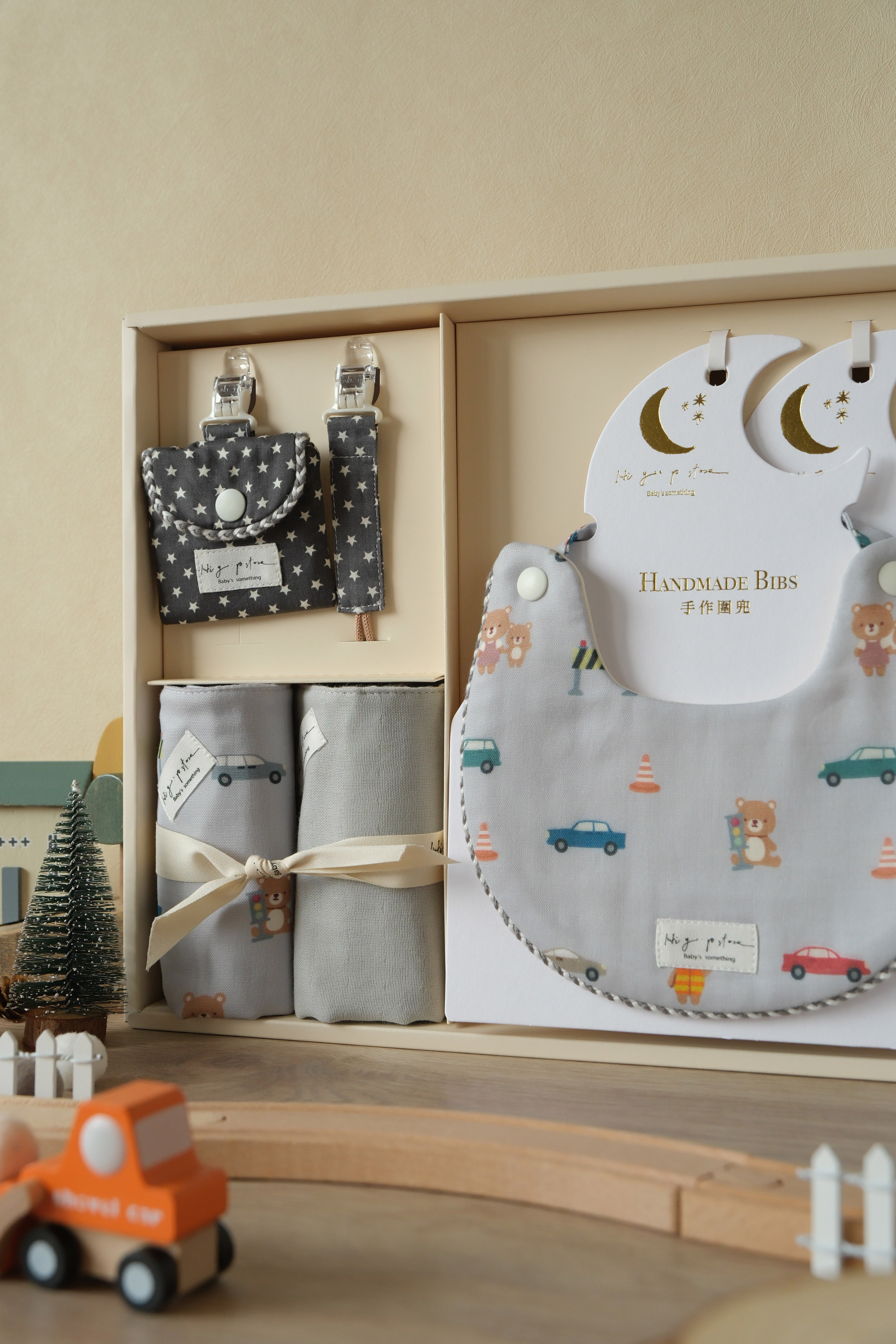 Hi Y.P store-彌月禮盒必備組-獨家設計-汽車小熊