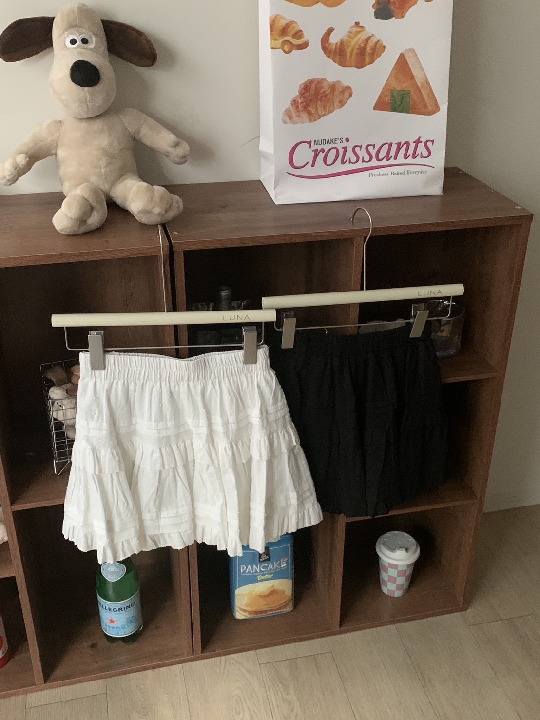 A40 預購緹花荷葉邊防走光蛋糕裙