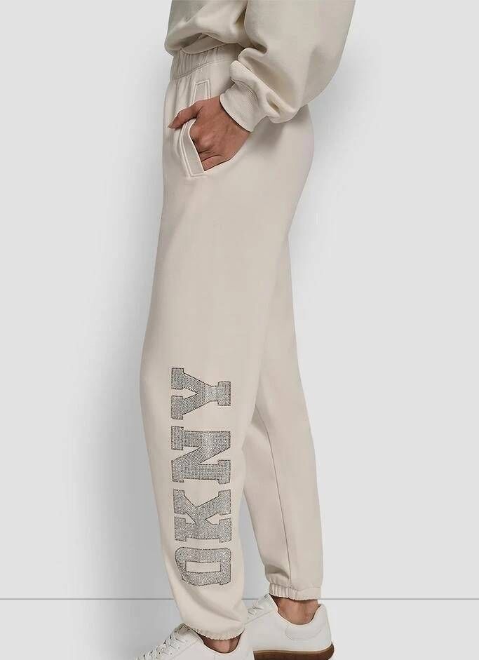 [S] DKNY EGGNOG EXPLODED RHINESTONE VARISTY LOGO HIGH RISE RELAXED, DP5P3737-EN2 (SD1647)