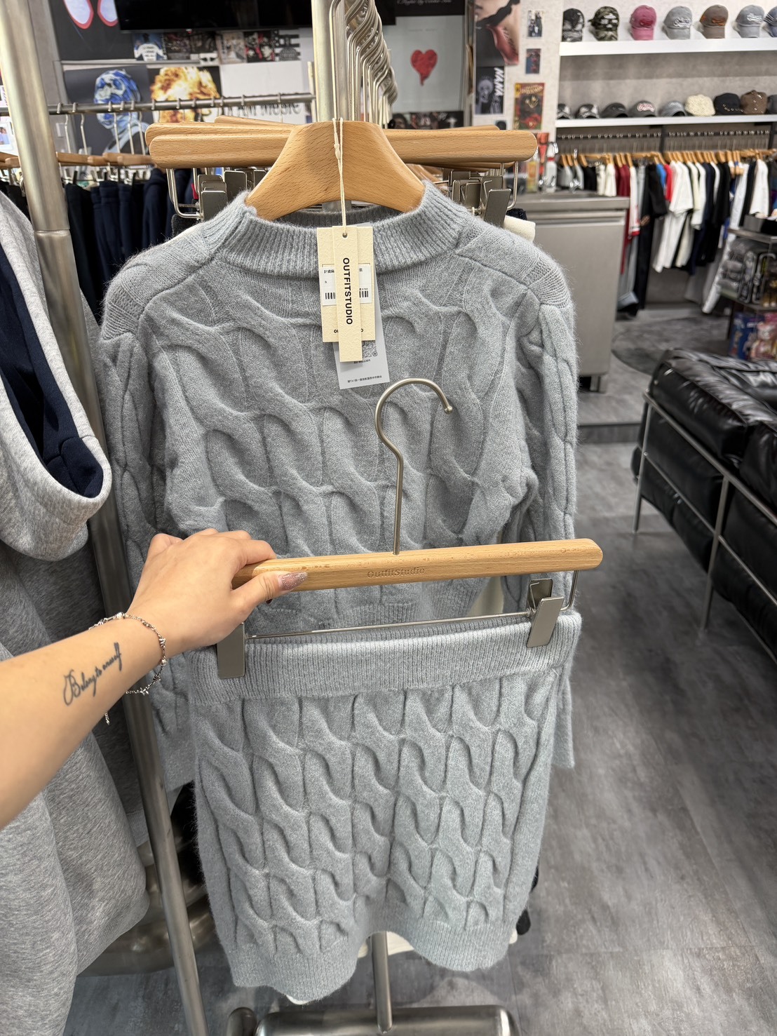 針織麻花高腰包臀裙套裝