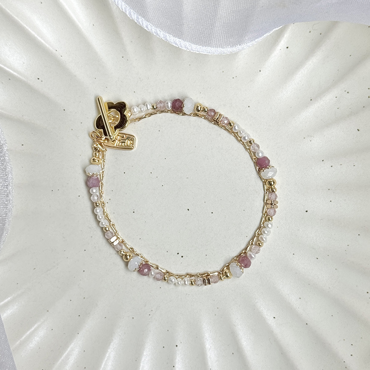 B15 / 生日花 • 拾貳月貳拾 • 雨傘花 – 月光粉碧璽 – 手鍊