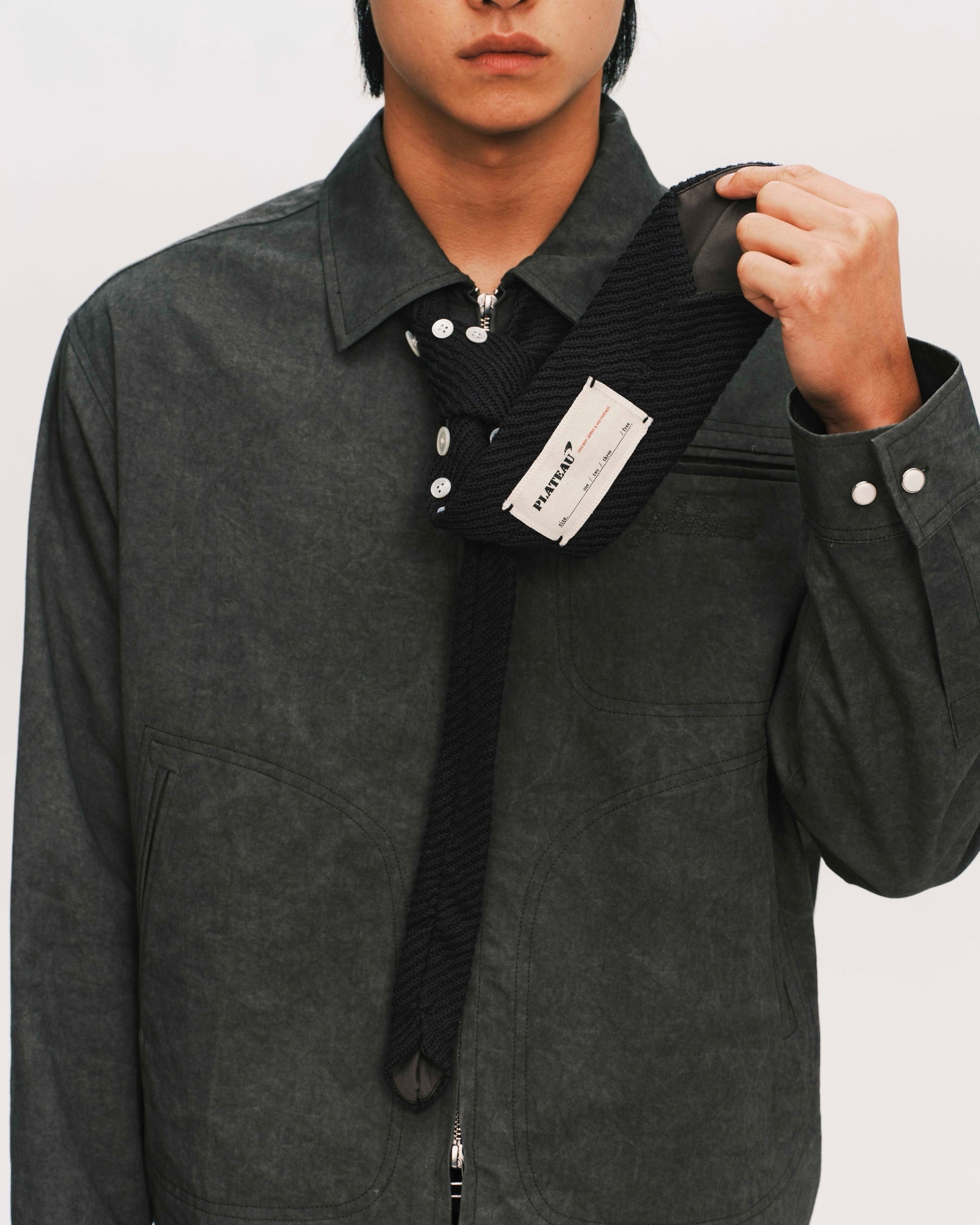 PLATEAU STUDIO｜Button necktie (Dark navy)