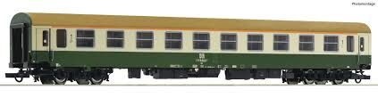 Roco 6200114 HO Scale 1st class express train coach, DR