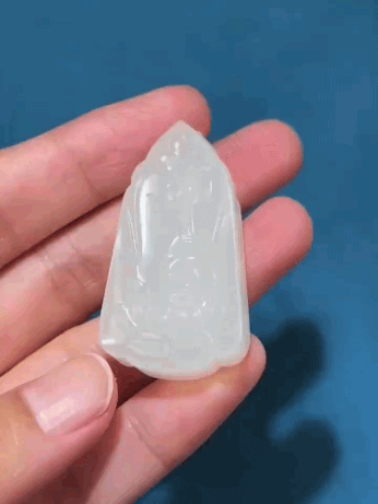 21028 和田玉籽料花開敬佛掛件