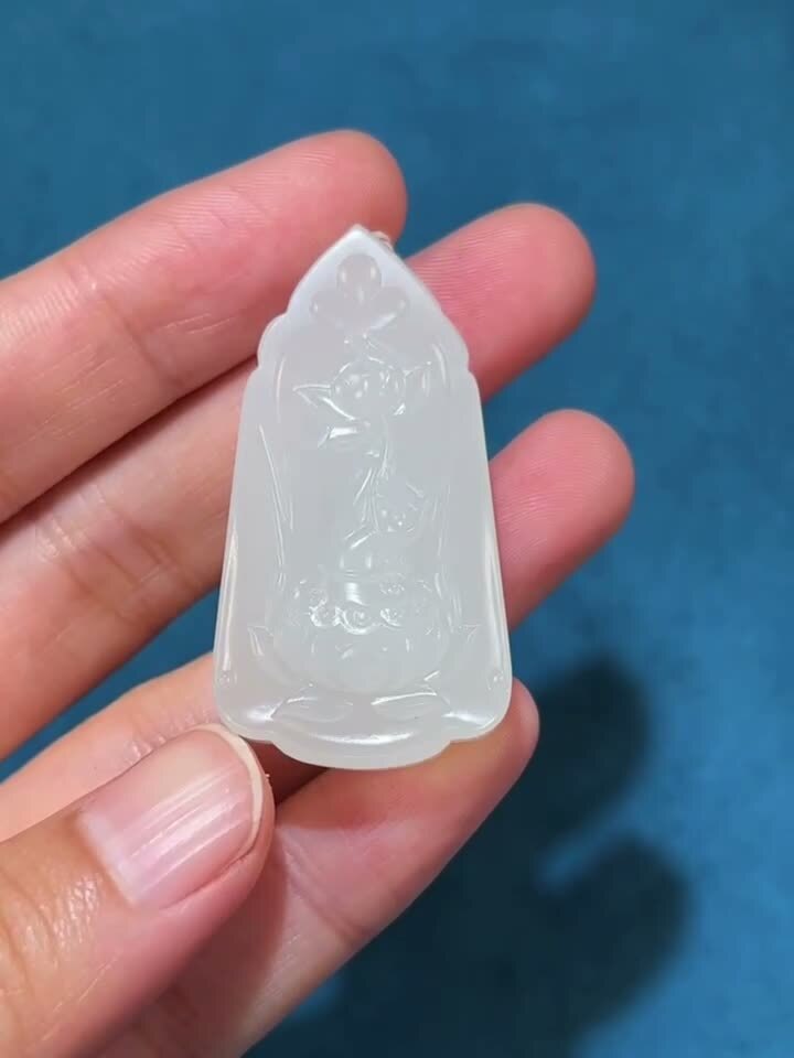 和田玉籽料花開敬佛掛件,天然和田玉軟玉