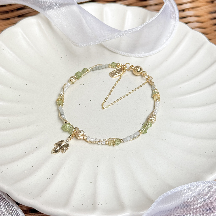 B10 / 生日花 • 肆月捌 • 常春藤 – 橄欖石 – 手鍊