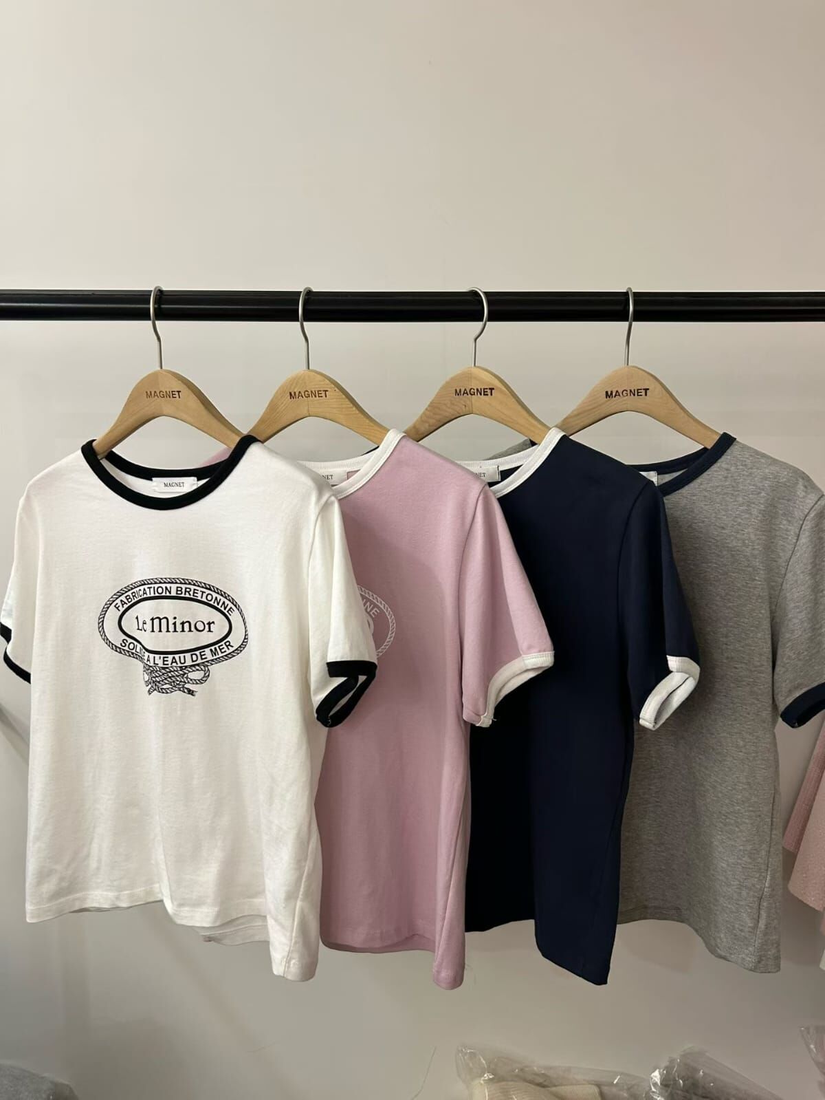 MN6003 麻繩圖案拼色邊短袖Tee