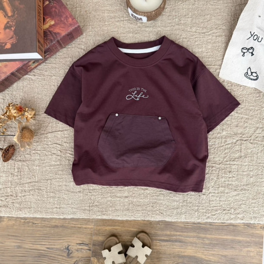 大口袋英字短袖上衣