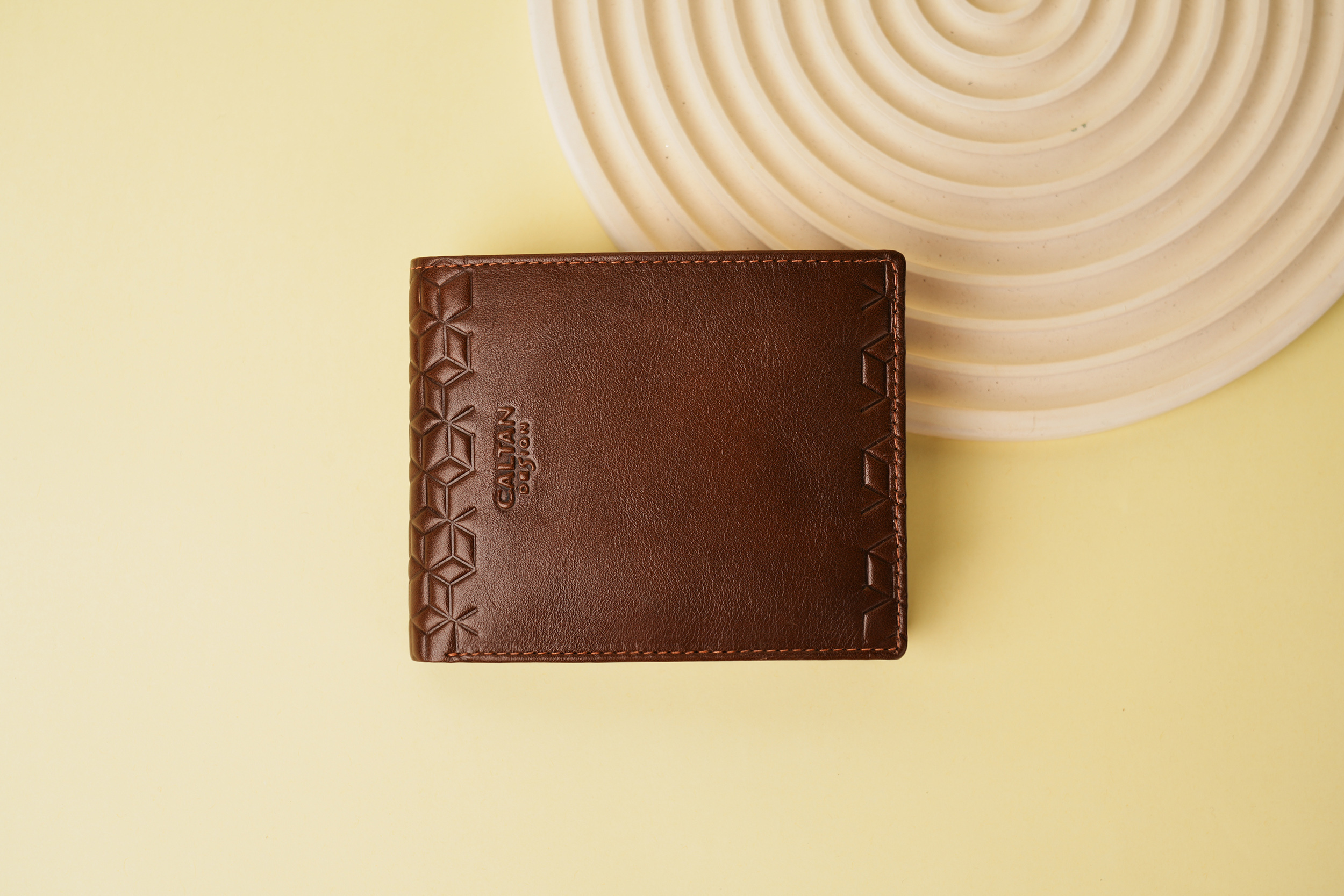 『新品上市』老爺有喜  菱影格紋真皮零錢短夾 (072889cd)