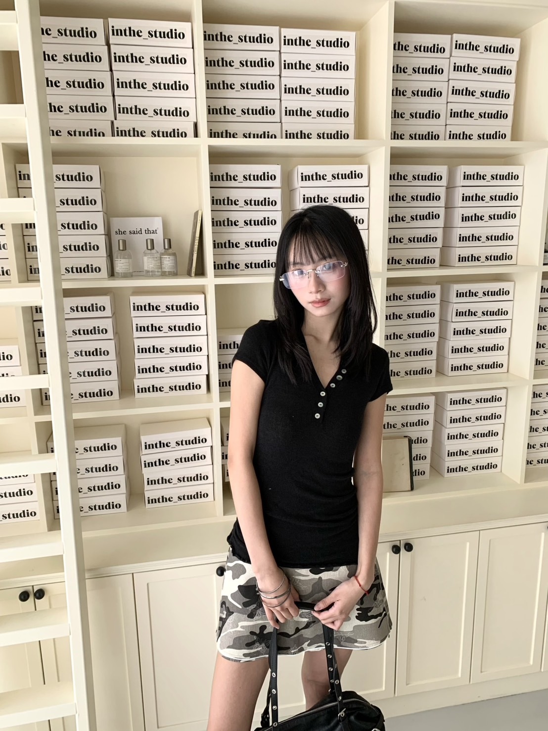 A54 預購排扣修身彈性上衣