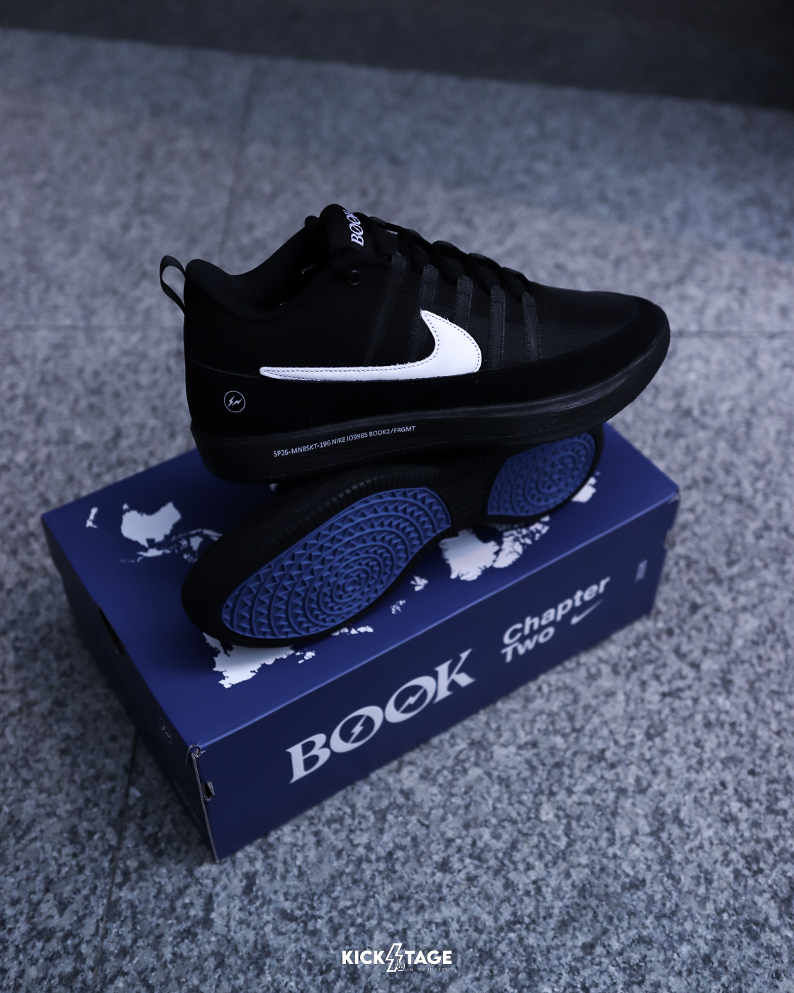 〈連線代購商品〉男鞋 FRAGMENT X NIKE BOOK 2 'Black' 黑白藍 藤原浩 閃電 聯名 實戰 籃球鞋【IO9985-900】