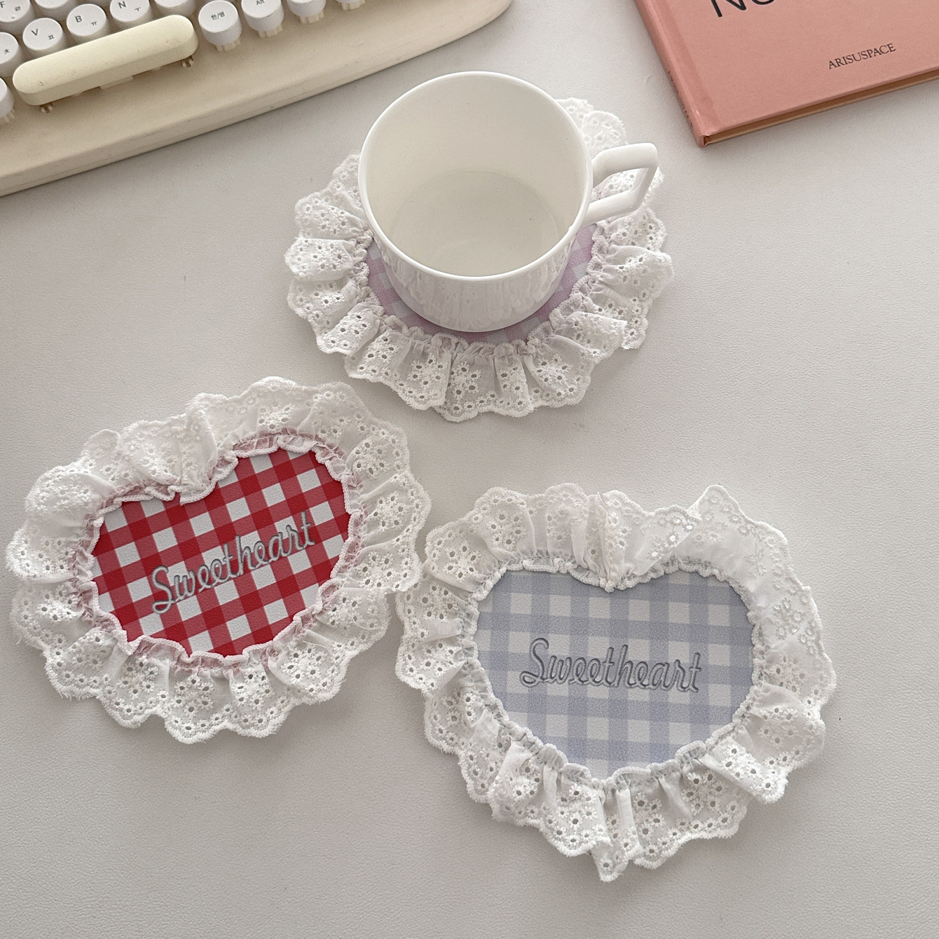 《6608》Ins風愛心花邊造型杯墊