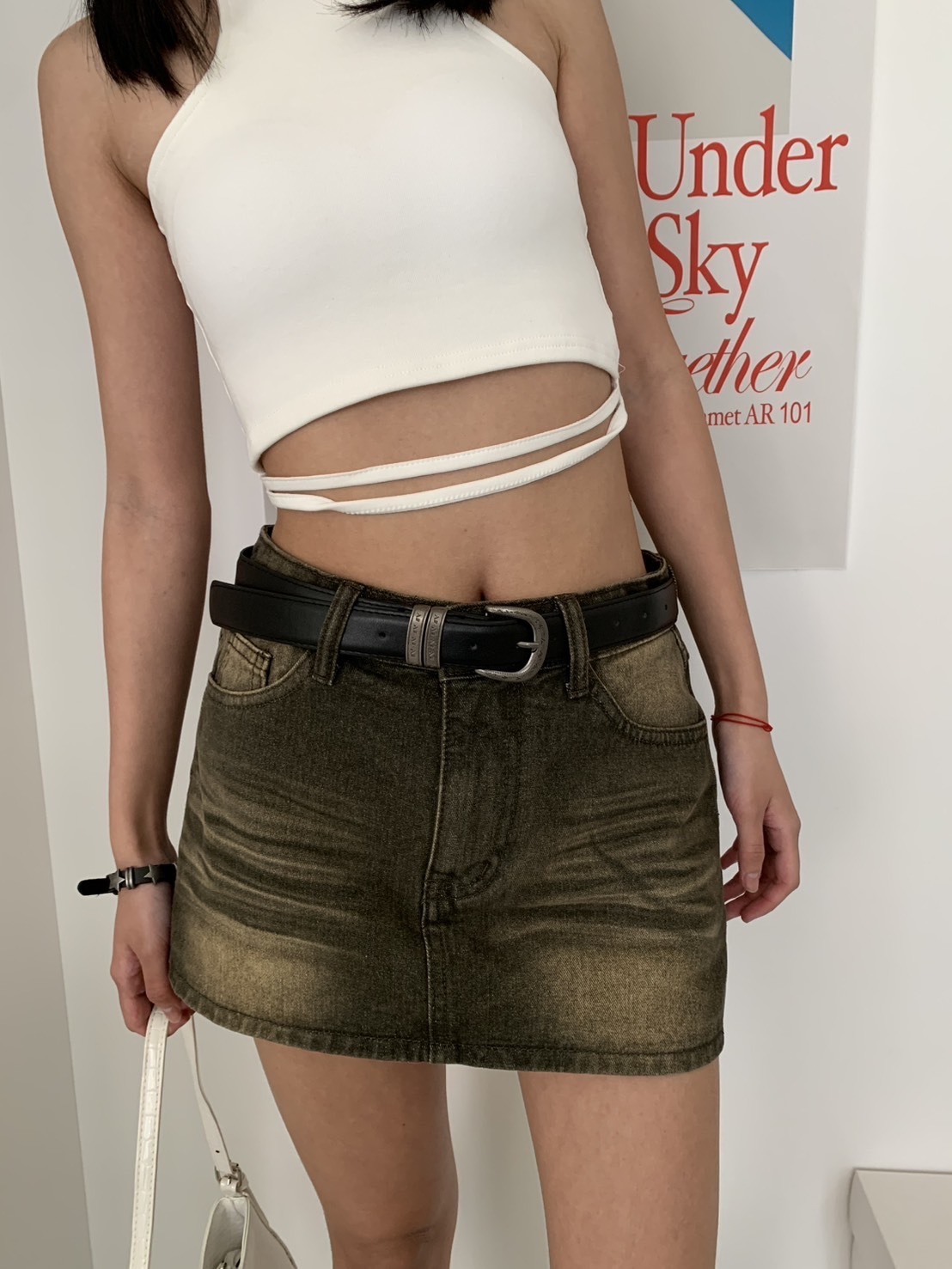 A64 預購皺摺感牛仔短裙(附皮帶)