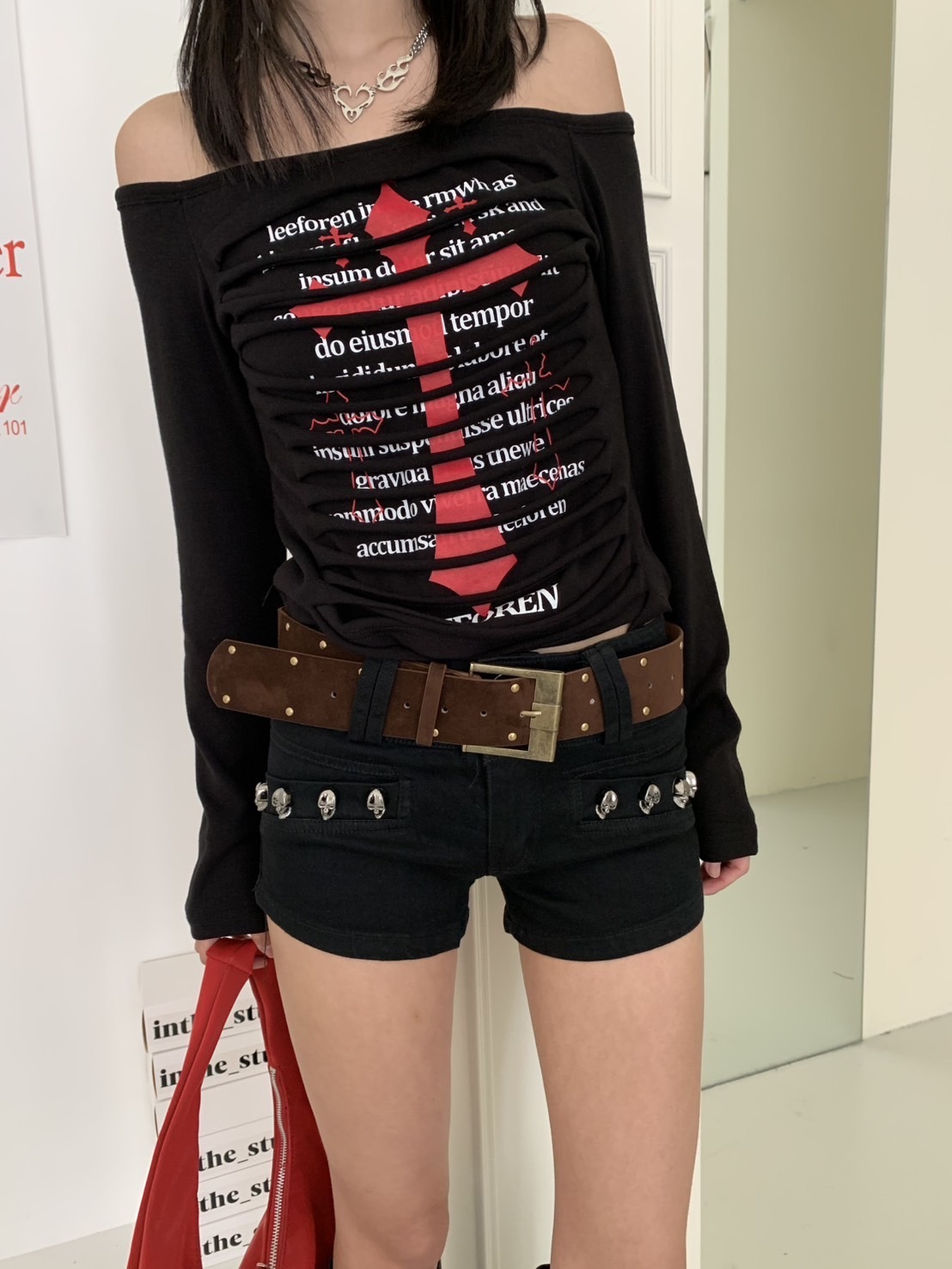 A65 預購卯釘設計短褲(附皮帶)