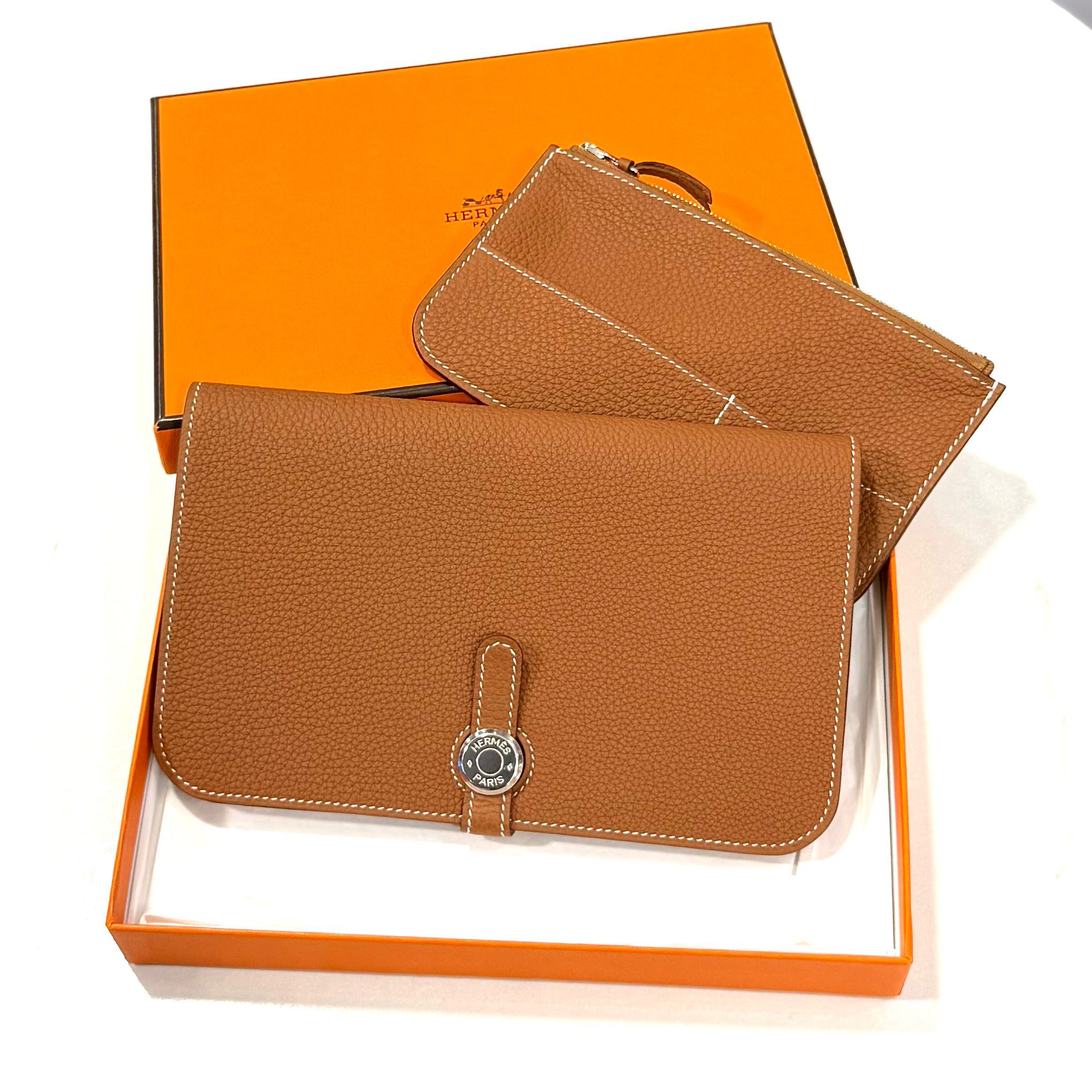 本週特價!!! 未使用品!!! 全新HERMES長銀包 R刻 DOGON DUO WALLET GOLD PHW TOGO #BRAND NEW #香榭站正品