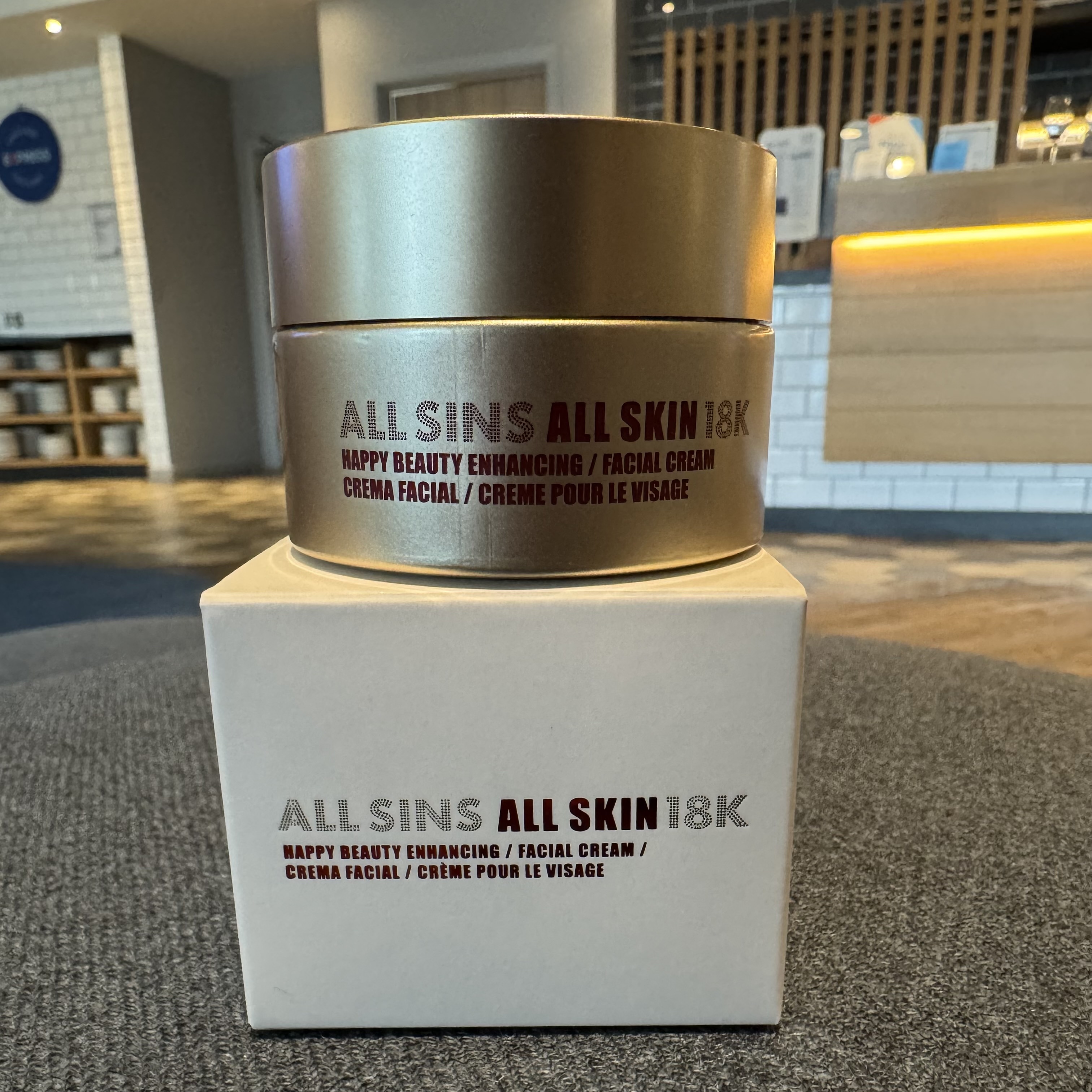 UK-BBG0306-036 Happy Beauty Enhancing Facial 50ml【買一送一】 (A6)